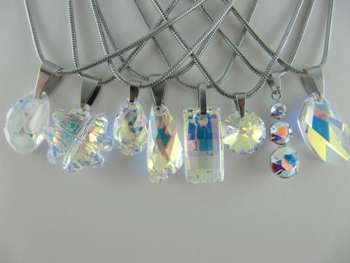 Edelstahlkette mit Kristallanhänger